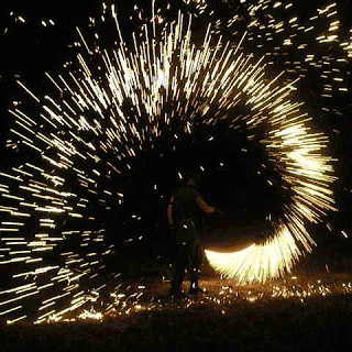 fireworks GIF-downsized_large